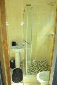 Photo de la galerie de l'établissement Blue Moon Guest House, à Evander