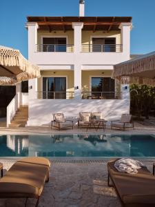 Πισίνα στο ή κοντά στο Villa Margie