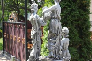Vonkajšia záhrada v ubytovaní Family Complex EkoKomfort