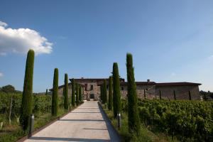 Fotografie z fotogalerie ubytování Podere Castel Merlo Resort v destinaci Villongo SantʼAlessandro