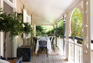 Μπαλκόνι ή βεράντα στο Waterfall Lodge Maleny