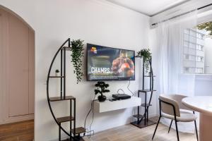 TV a/nebo společenská místnost v ubytování Magic Amour Love Room