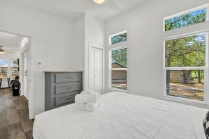 Ένα ή περισσότερα κρεβάτια σε δωμάτιο στο Resort at Fredericksburg Unit 30