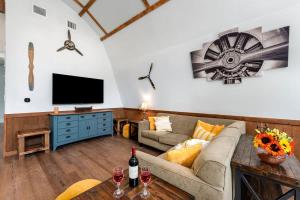 Μια τηλεόραση ή/και κέντρο ψυχαγωγίας στο Casa del Avion and Casa Coop
