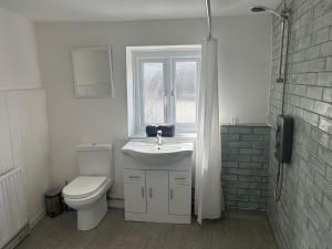 Ένα μπάνιο στο Town centre cottage!