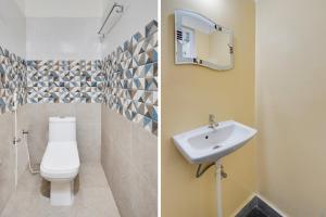 zwei Bilder eines Badezimmers mit Toilette und Waschbecken in der Unterkunft Super Hotel O Karakambadi Road Near Leela Mahal Circle in Tirupati + 23 Fotos