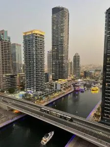 LYO guest house Dubai marina BEDSPACE