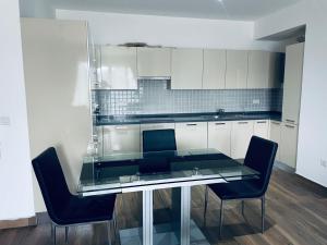 Ảnh trong thư viện ảnh của Henrietta's Residence, Cantonments ở Accra