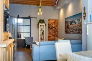 Χώρος καθιστικού στο Charming House with Garden in City Center of Ypres