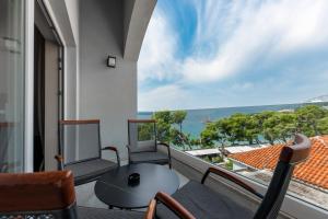 Imagen de la galería de Hotel Central Beach 9, en Makarska