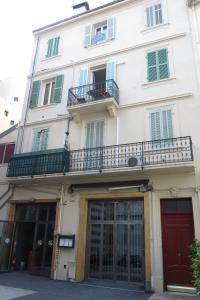 Balkonas arba terasa apgyvendinimo įstaigoje Viva Riviera - 10 Rue Florian