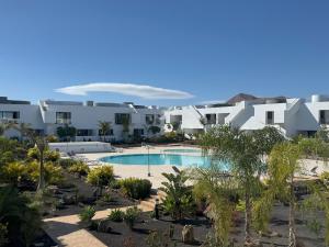 Бассейн в MarVillaFuerte или поблизости