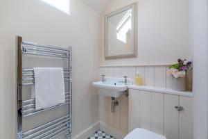 Ένα μπάνιο στο 3 Bed in Winkhill oc-a32968 +20 φωτογραφίες