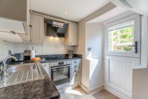 Köök või kööginurk majutusasutuses 2 Bed in West Witton oc-l32707