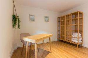 Fotografie z fotogalerie ubytování Cozy apartment- 1Bd 1Bth- Plaza Castilla v destinaci Madrid + 3 fotografie