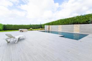 Πισίνα στο ή κοντά στο Villa Santander