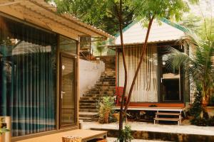 Κήπος έξω από το Serene Homestay