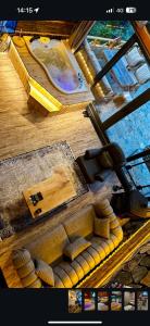 TV a/nebo společenská místnost v ubytování Hanzade suit bungalov