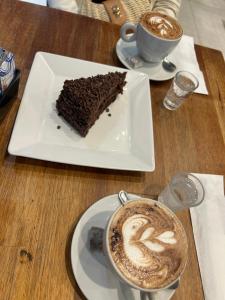 Imagen de la galería de Chalé com Banheira de Hidromassagem, en Água Boa