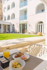 Ảnh trong thư viện ảnh của Il Piccolo Giardino GH ***Superior ở Taormina