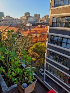 Το κτήριο όπου στεγάζεται  το διαμέρισμα