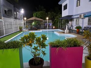 Kolam renang di atau dekat dengan Sammi's Lodge
