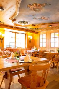 Posezení v ubytování Hotel Tannenmühle