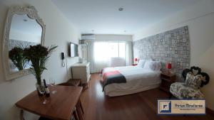 Katil atau katil-katil dalam bilik di Atrium Miraflores Hotel
