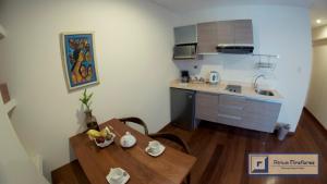 Dapur atau dapur kecil di Atrium Miraflores Hotel