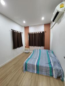 Gallery image of Pleun City Village in Pran Buri