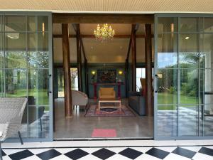 Gallery image of Phan Thiet BeachHouse in Phan Thiet +27 photos