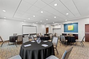 Konferenční prostory v ubytování Hampton Inn Fond du Lac + 34 fotografií