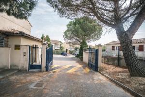 Nabolaget omkring lejligheden eller i nærheden