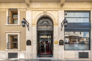 Η πρόσοψη ή η είσοδος του Meserret Palace Hotel - Special Category