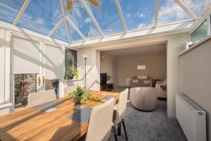 Gallery image of Charming Lytham two bedroom bungalow & garden in Lytham St Annes