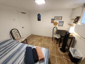 Ένα ή περισσότερα κρεβάτια σε δωμάτιο στο Affordable/Quiet Private Room