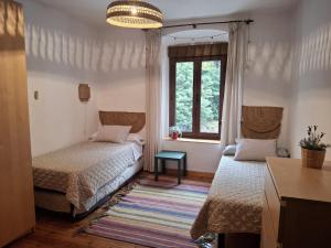 Postel nebo postele na pokoji v ubytování FANTASTICO - 70m - REFORMADO- VISTAS A LA MONTAÑA - Wifi - Acceso Trastero junto a Parking