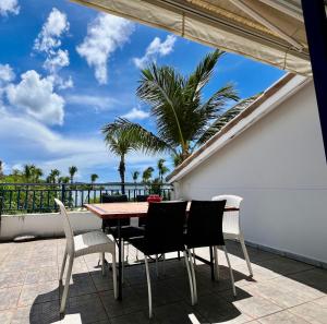 Μπαλκόνι ή βεράντα στο Blue Marine Apartment