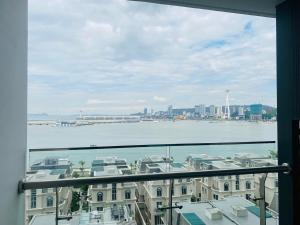 Γενική άποψη της πόλης Κόλπος Χα Λονγκ ή θέα της πόλης από  αυτό το διαμέρισμα