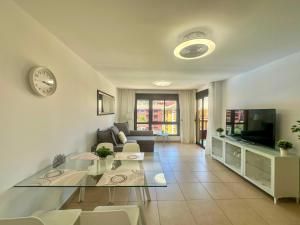 Μια τηλεόραση ή/και κέντρο ψυχαγωγίας στο SunSet Mocan