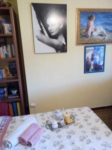 CastronnoにあるNancy Houseのテーブル(お茶セット付) +36枚の写真