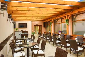 Μια τηλεόραση ή/και κέντρο ψυχαγωγίας στο OW Diament