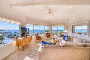 Posezení v ubytování The Lookout Resort Noosa