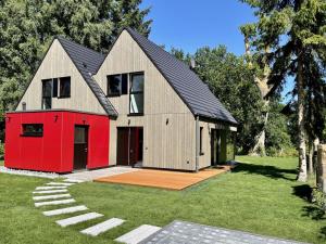 Hoone, kus puhkemaja asub