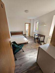 Katil atau katil-katil dalam bilik di Private room with private bathroom