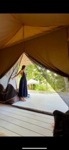 Επισκέπτες που μένουν στο Romantic Eco safary tent,Cozy by Natura,private pool,sea view, Exotic luxury private glamping