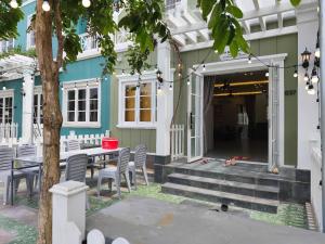 Το κτήριο όπου στεγάζεται  η βίλα