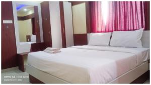 Fotografie z fotogalerie ubytování Hotel Santosh Classic Residency হোটেল সন্তোষ ক্লাসিক রেসিডেন্সি Puri - Lift, Parking, Swimming Pool & Spacious AC Rooms v destinaci Purí