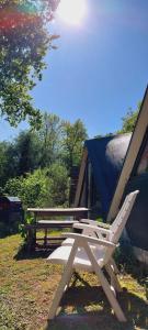 Gallery image of Charmant petit chalet dans la forêt in Gesves +68 photos