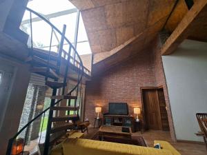 Afbeelding uit fotogalerij van Historical Villa - Stunning Views - Changla Gali House in Abbottābād